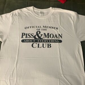 Gildan cotton t-shirt. Size L. Never worn